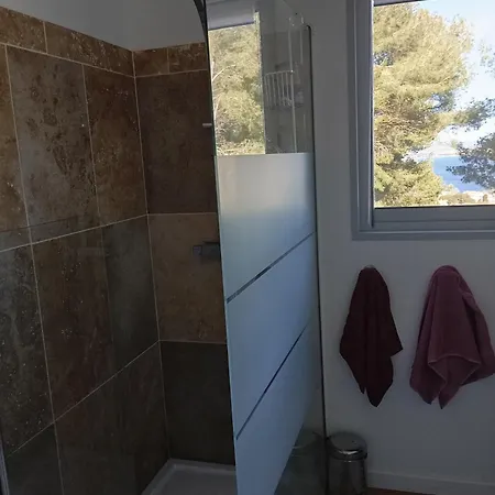 Vue Etang Thau Climatise Villa