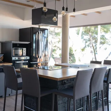 Vu Et Etang De Thau Sète